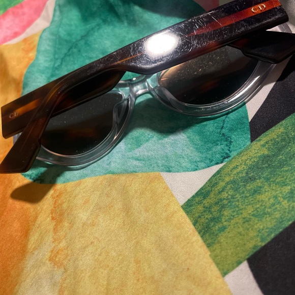 Auth Christian Dior SPIRIT 2 Cat-Eye Sunglasses with Amber Lenses - Picture 5 of 5